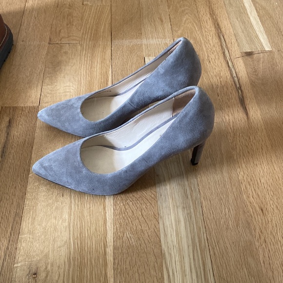 Womens Gray Heels - Picture 2 of 2